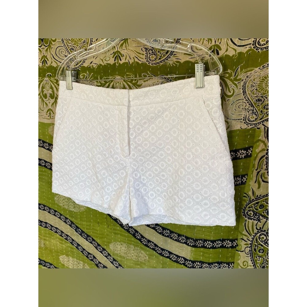 NWT Diane von Furstenburg White Fabiola Eyelet Cotton Country Club Shorts 10 - Picture 6 of 16